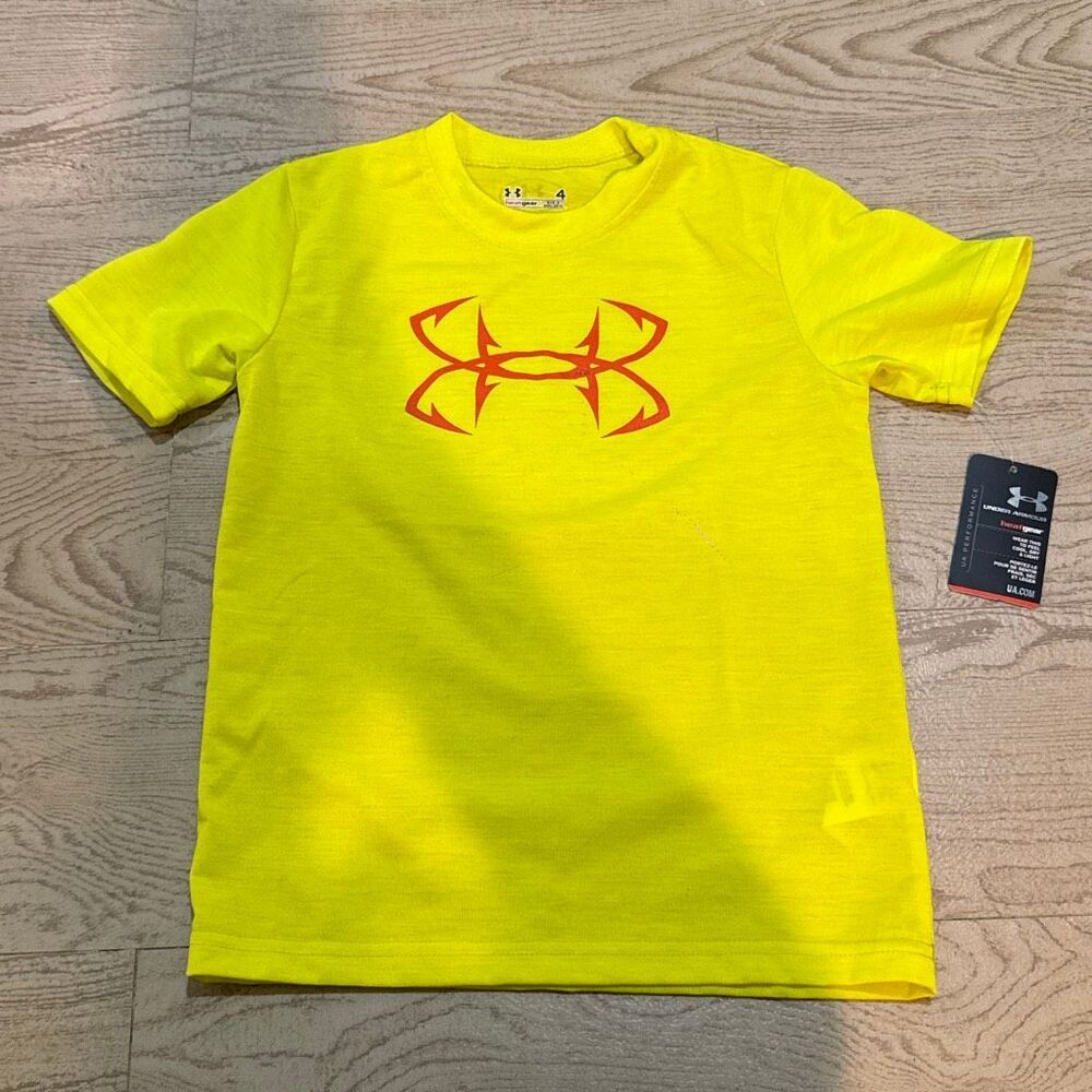 NWT Boys Under Armour Heatgear T-shirt yellow  size 4‎